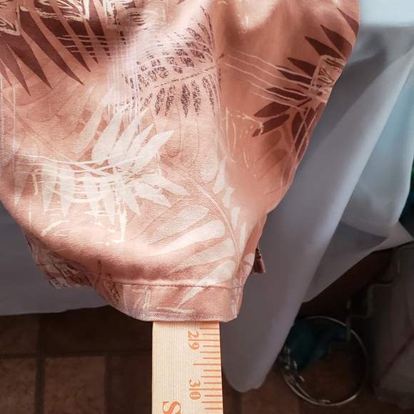 Mens 100 % Silk XL Ono & Company Lightweight Button up shirt Rust/Cream Color - Picture 2 of 5